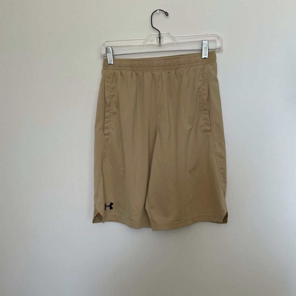 MENS under armour shorts size small